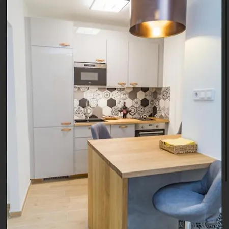 R52-4 #freeparking *