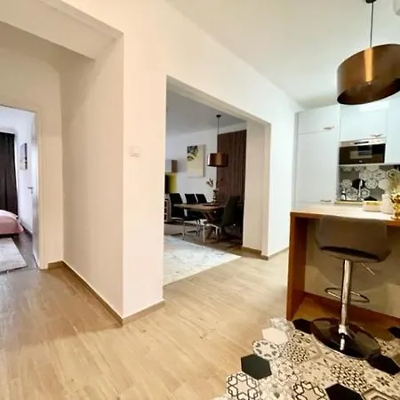 R52-4 #freeparking Apartment *